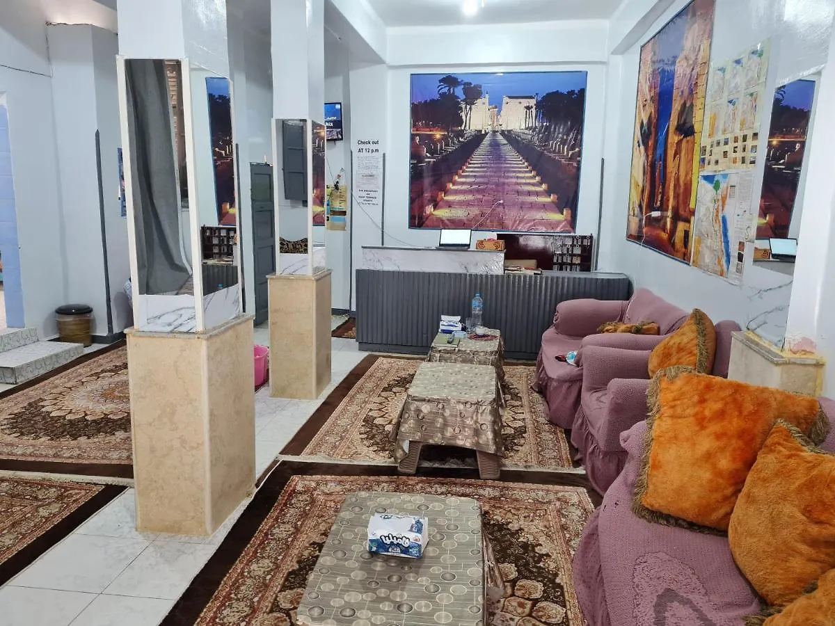 Grand Hotel &Hostel Luxor Bed & Breakfast